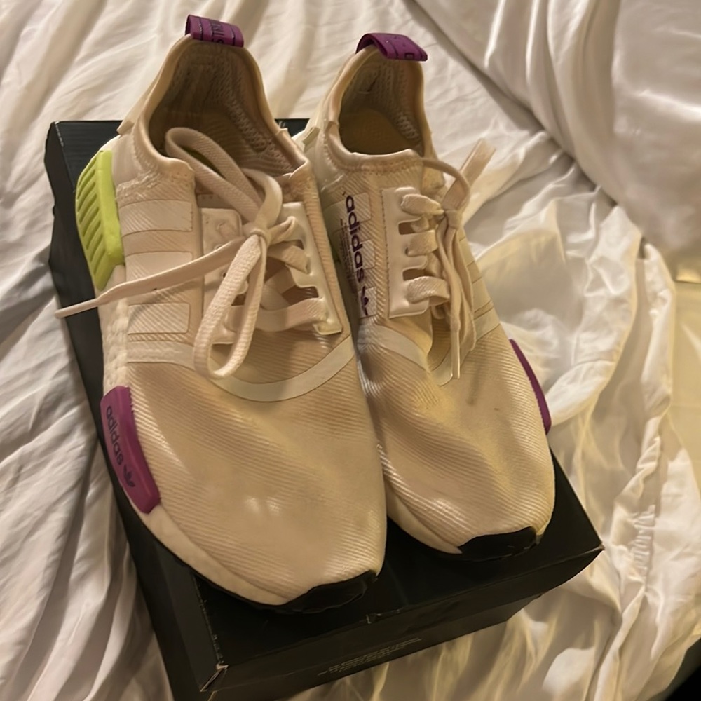 Adidas NMD_R1 size US 5